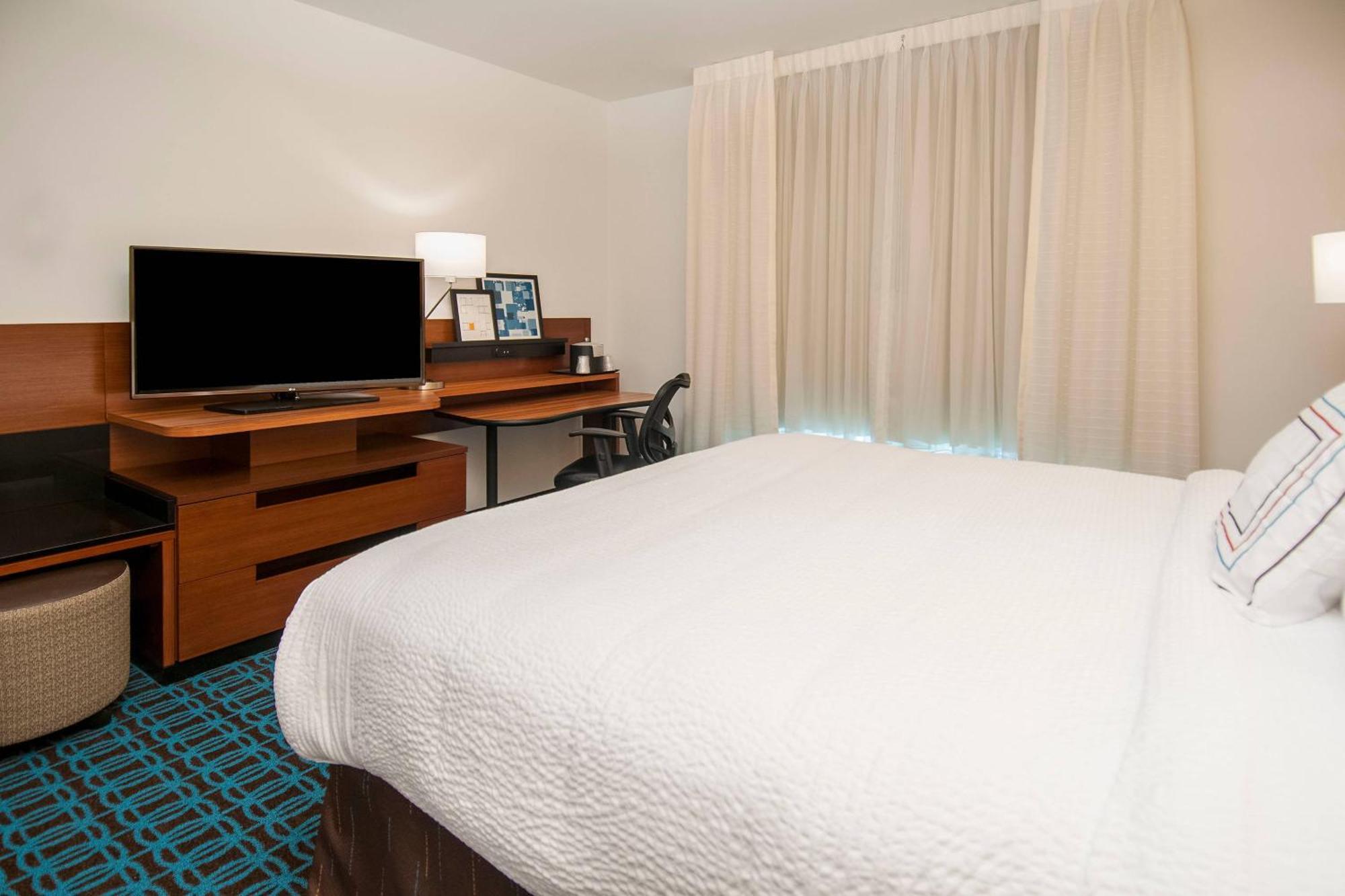 Fairfield Inn & Suites By Marriott Laplace Buitenkant foto