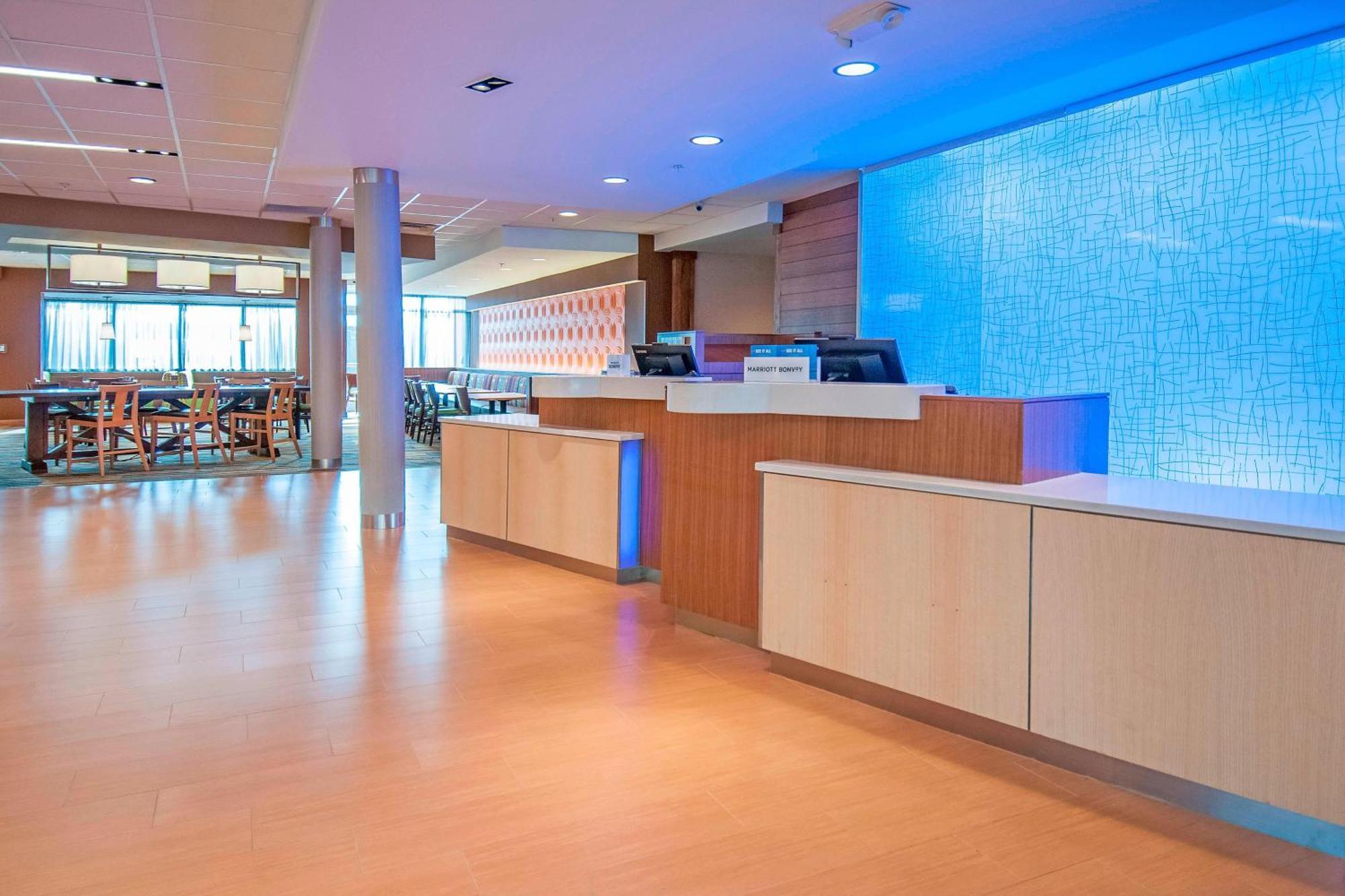 Fairfield Inn & Suites By Marriott Laplace Buitenkant foto